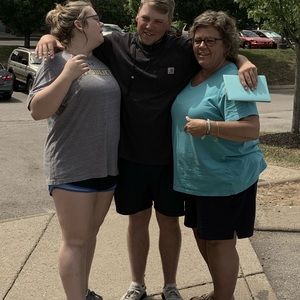 Meet your Posher, Robert